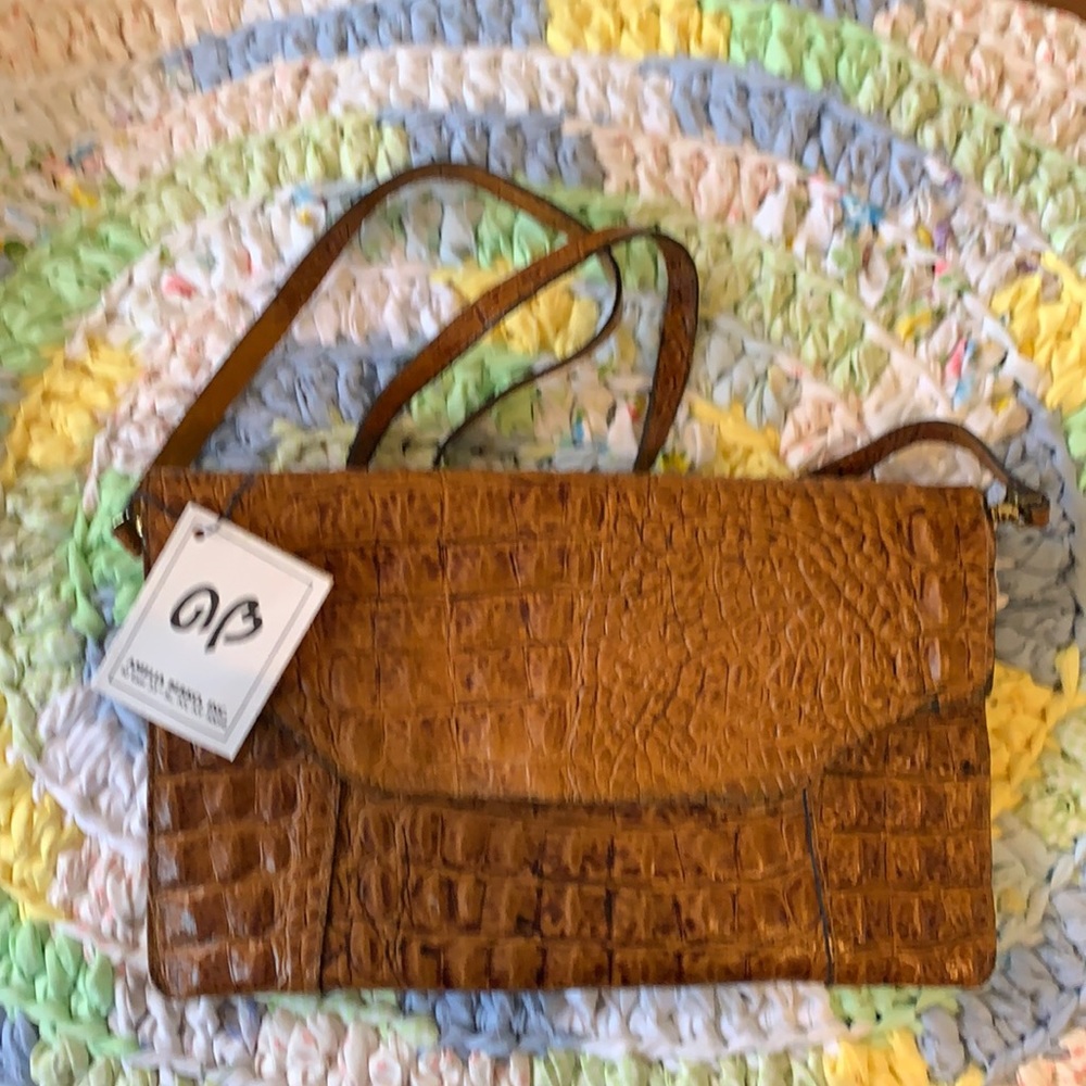 Amelia Berko crossbody leather purse